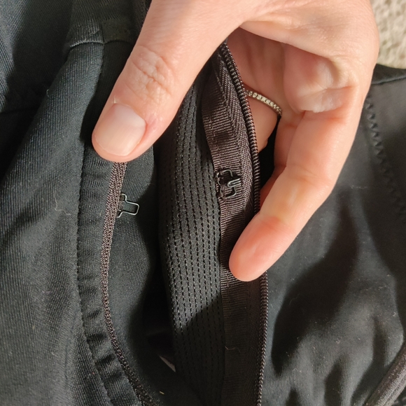 Athleta Stealth Bra Black - Picture 10 of 15